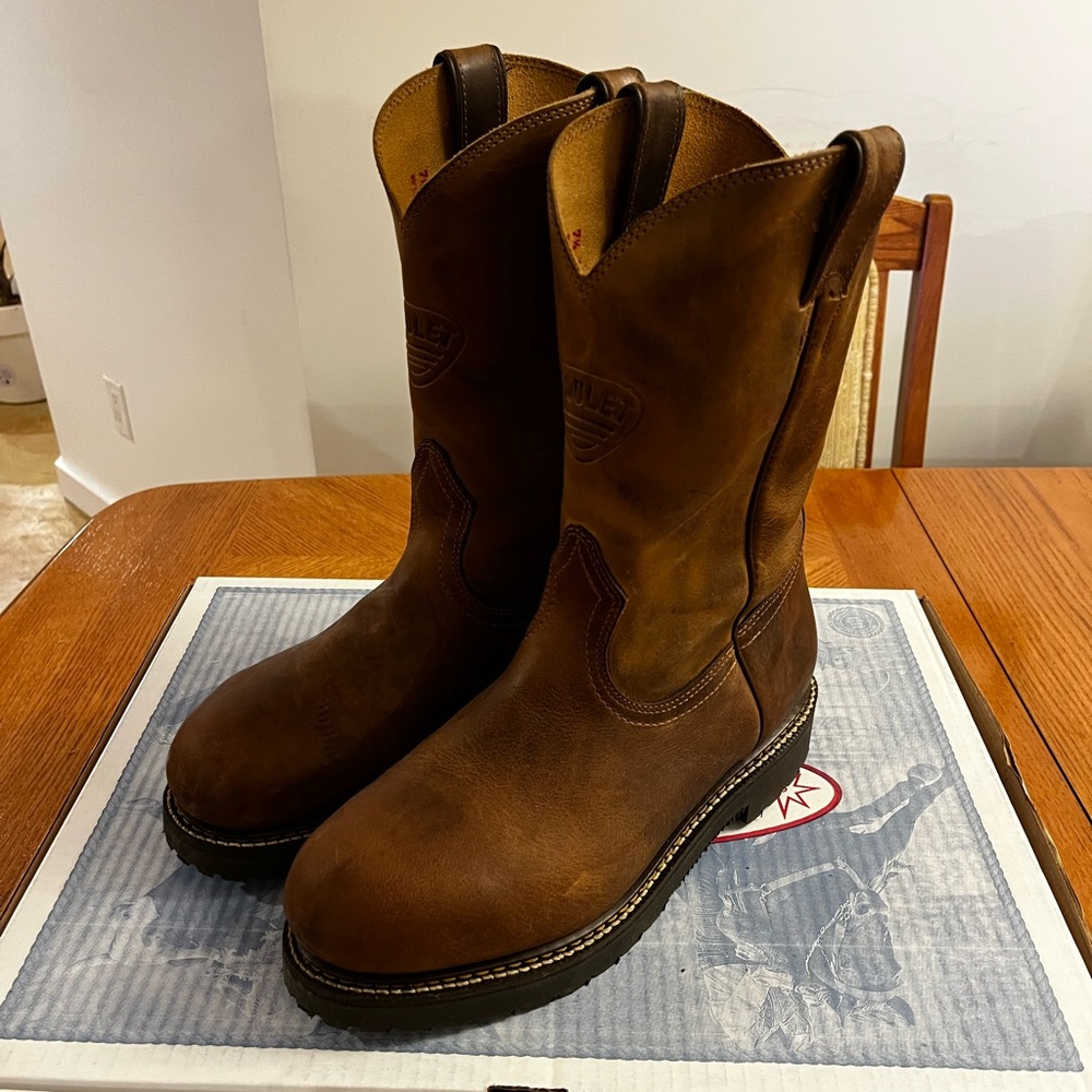 WORN ONCE Boulet Work boots